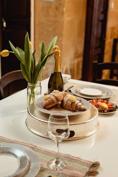 Enchanting 2Bdr Townhouse In Valletta Centre!