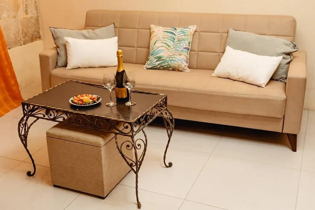 Enchanting 2Bdr Townhouse In Valletta Centre!