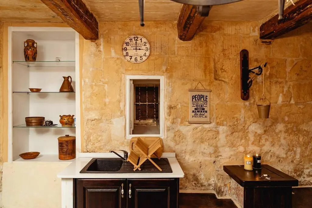 Enchanting 2Bdr Townhouse In Valletta Centre!