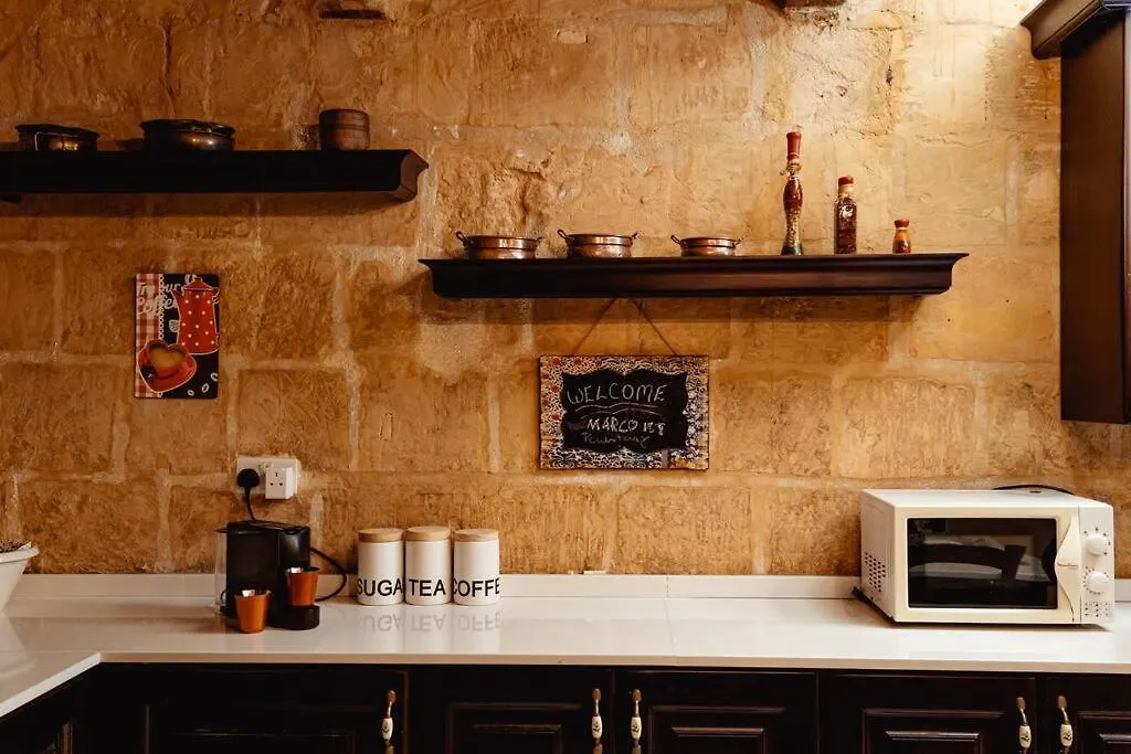 Enchanting 2Bdr Townhouse In Valletta Centre!