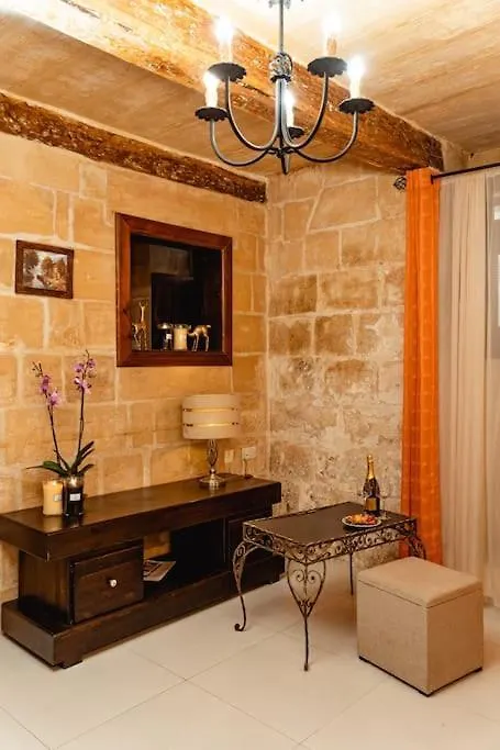 Apartment Enchanting 2Bdr Townhouse In Valletta Centre! Malta