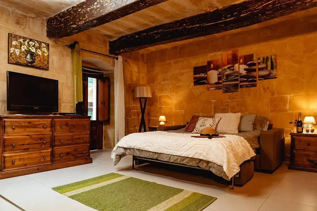 Enchanting 2Bdr Townhouse In Valletta Centre! Malta