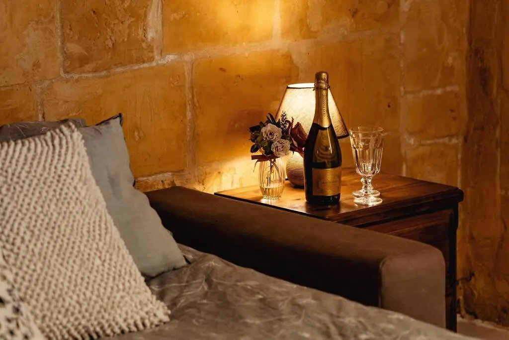 Apartment Enchanting 2Bdr Townhouse In Valletta Centre! Malta