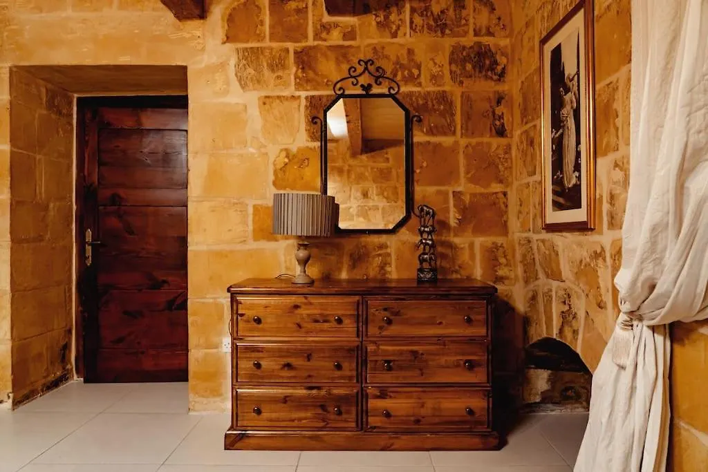 Enchanting 2Bdr Townhouse In Valletta Centre! Malta